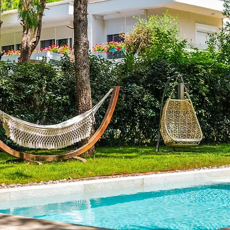 Luxury Emma Villa
