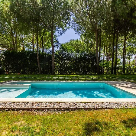 Luxury Emma Villa *